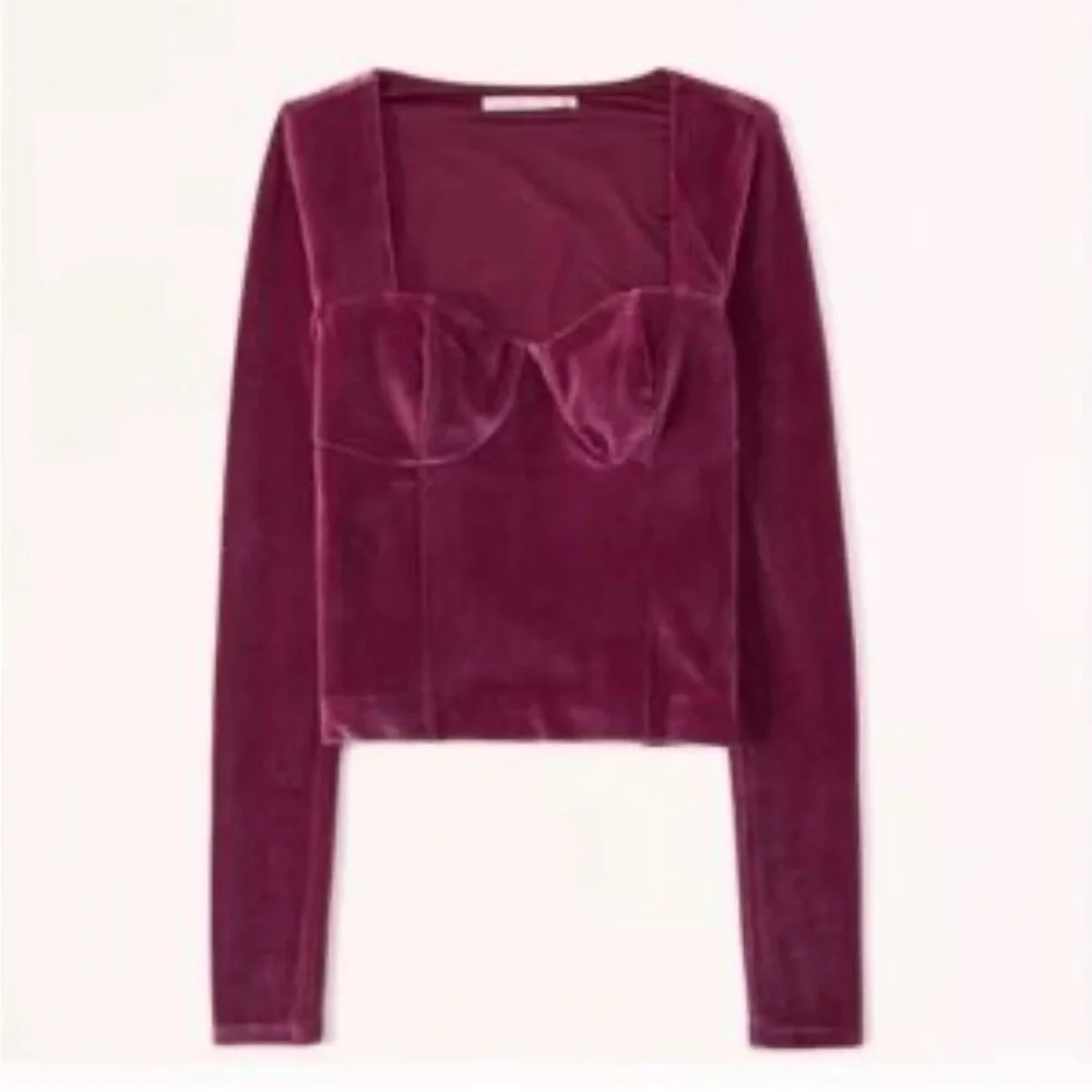 NWT Abercrombie & Fitch Velvet Long Sleeve Top in Burgundy - Picture 1 of 3